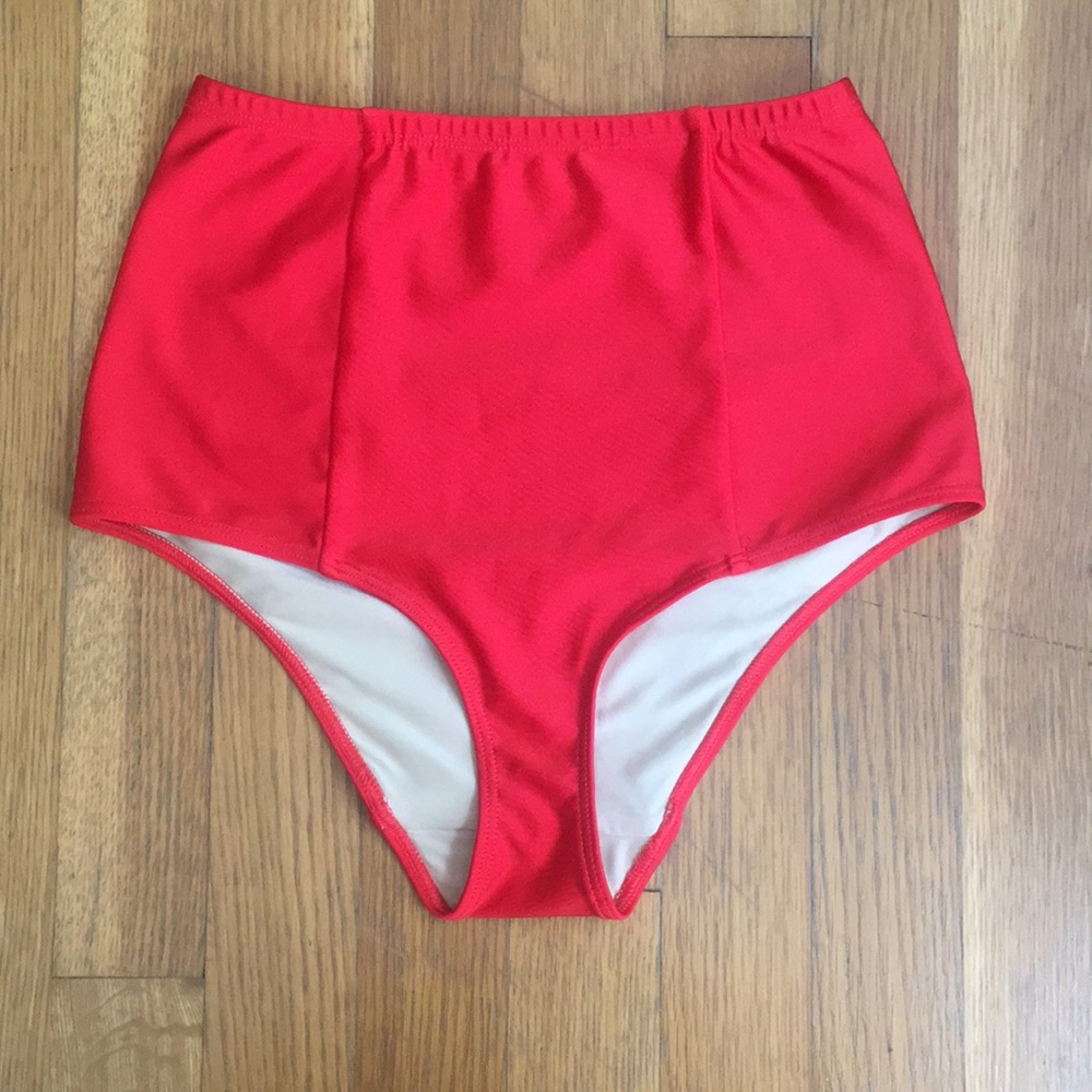 High Waisted Bikini Bottoms (bright red)